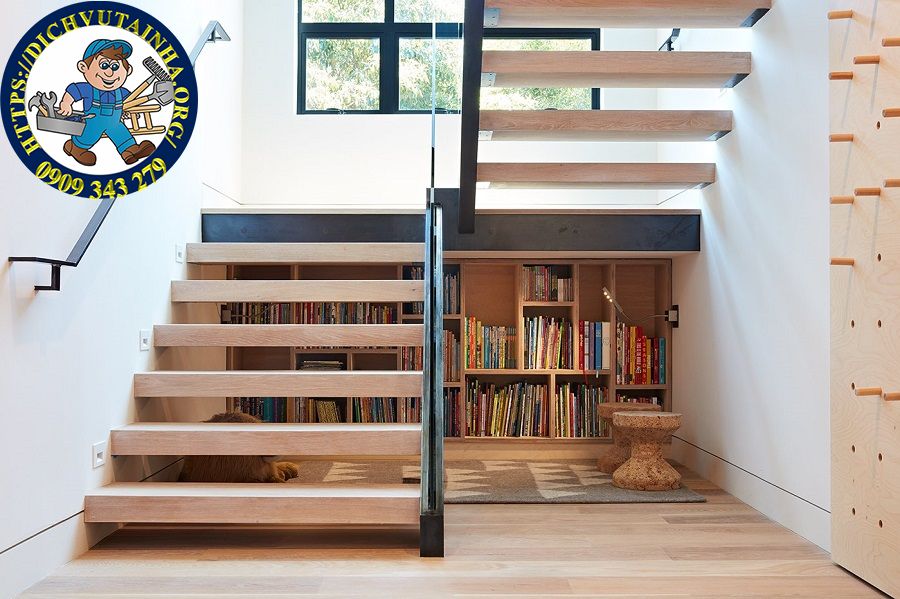 sửa cầu thang gỗ tại nhà phường Bình Quới