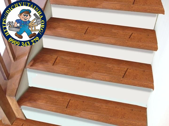 sửa cầu thang gỗ tại nhà phường Bình Tiên