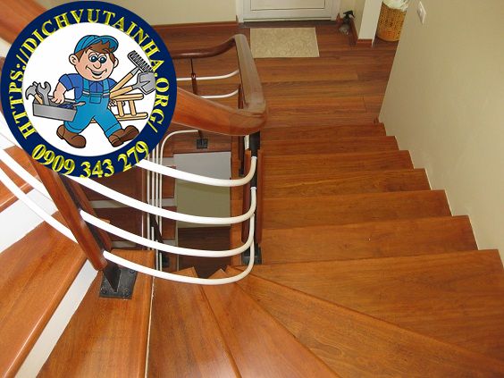 sửa cầu thang gỗ tại nhà phường Chợ Lớn