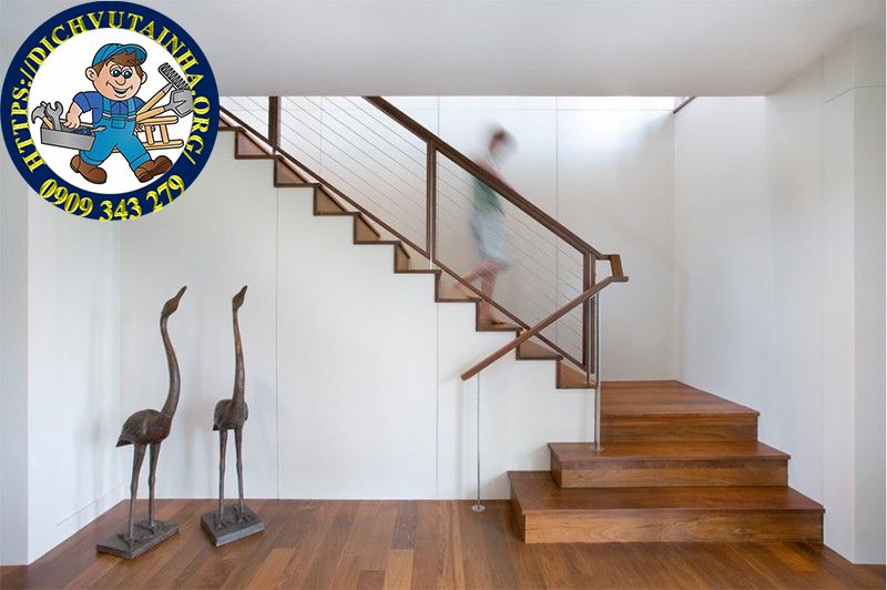 sửa cầu thang gỗ tại nhà phường Linh Xuân