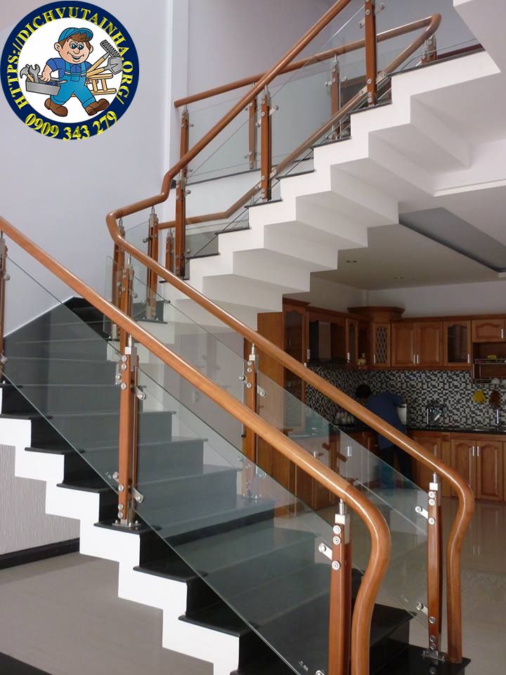 sửa cầu thang gỗ tại nhà phường Tân Mỹ