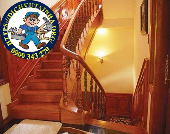 sửa cầu thang gỗ tại nhà phường Tân Thuận