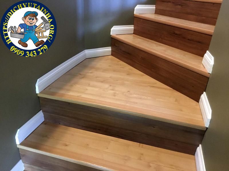 sửa cầu thang gỗ tại nhà Xã Bà Điểm