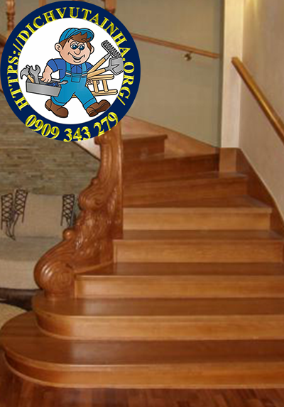 sửa cầu thang gỗ tại nhà Xã Hóc Môn