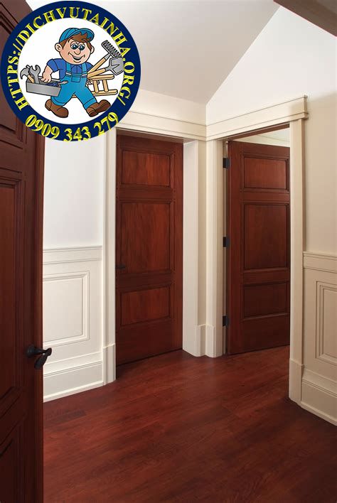 thợ lắp cửa gỗ phường Bảy Hiền