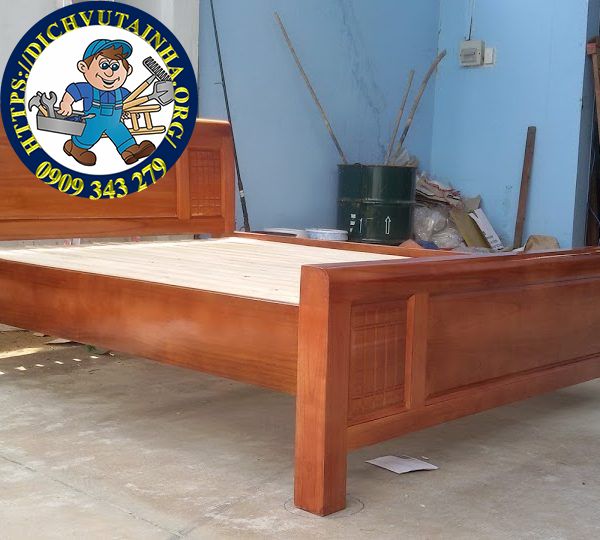 thợ tháo lắp giường gỗ xã Tân Nhựt