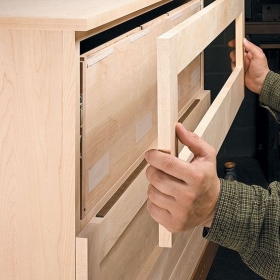 THÁO RÁP ĐỒ GỖ PHƯỜNG ĐA KAO